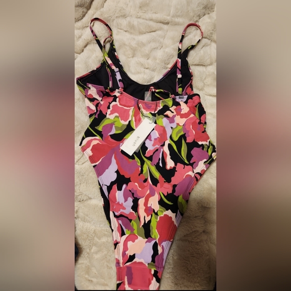 NWT Blush Swimwear - Picture 2 of 2